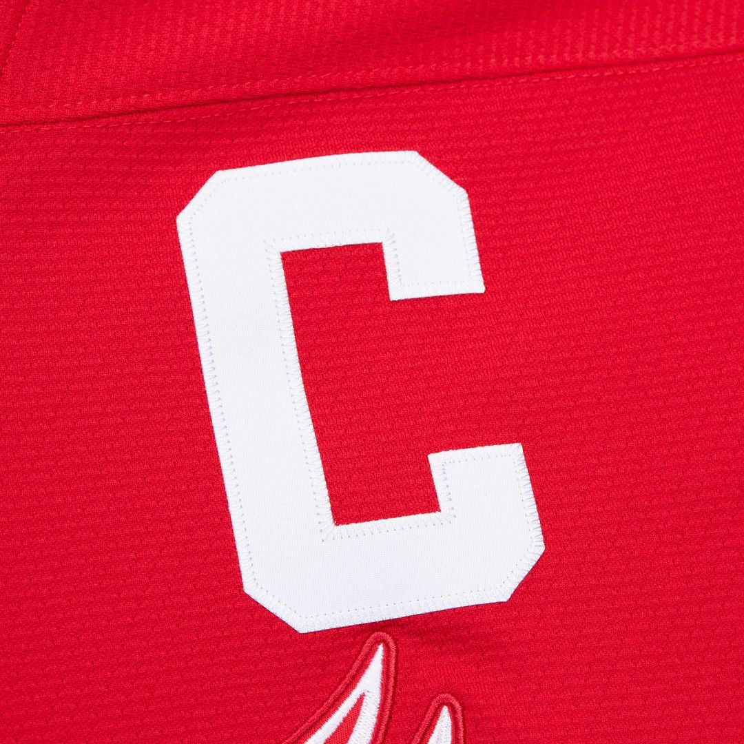 Steve Yzerman Detroit Red Wings 1996-97 Power Play Jersey - Scarlet